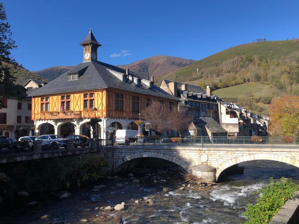 Agreable Maison Au Centre D'Arreau Pour 8 Pers Exterior photo